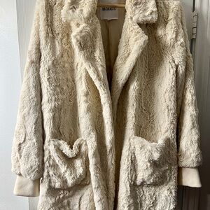 BB Dakota Women's Plush Cream Teddy Jacket